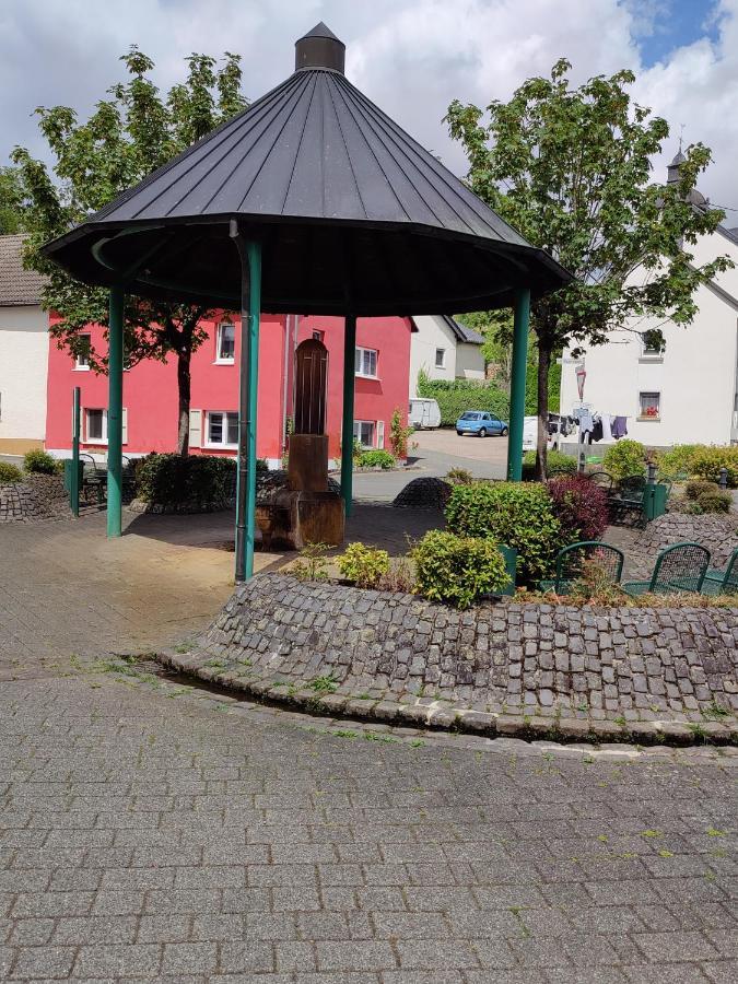 Ferienhaus Am Sauerbrunnen Daun Extérieur photo