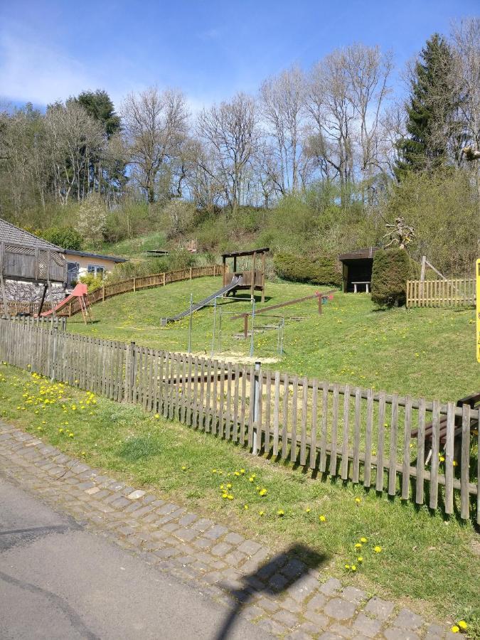 Ferienhaus Am Sauerbrunnen Daun Extérieur photo